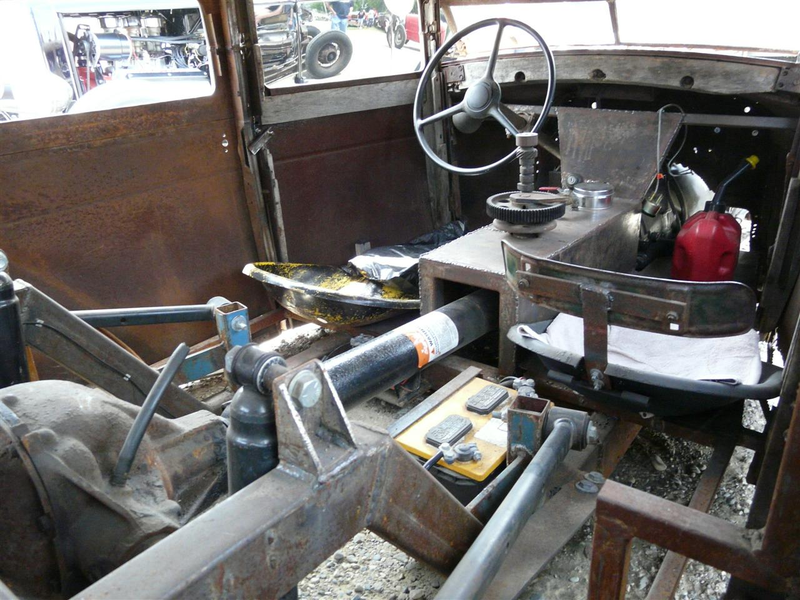Illustration for article titled The Stupidest Awesome Car At Billetproof 2009: Lowest Car Ever